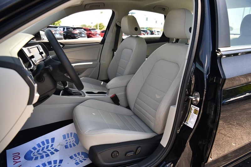 Volkswagen Jetta Vehicle Image 20