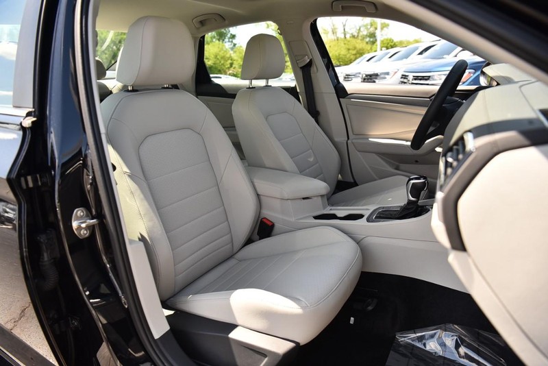 Volkswagen Jetta Vehicle Image 21