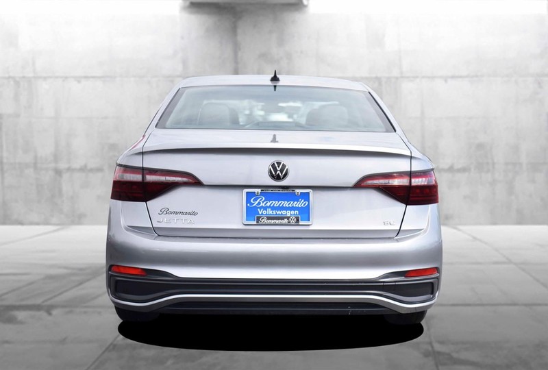 Volkswagen Jetta Vehicle Image 06