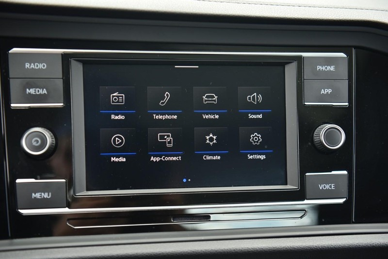 Volkswagen Jetta Vehicle Image 14