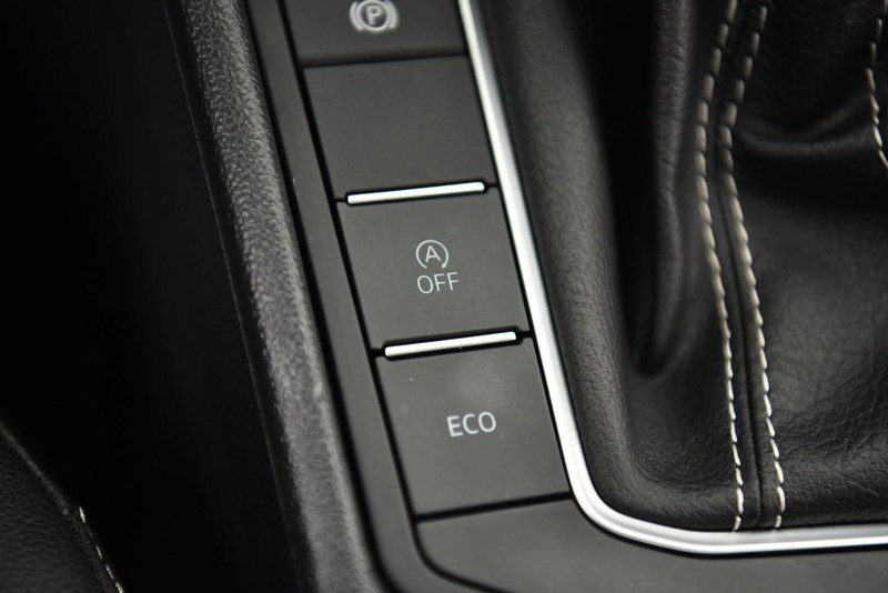 Volkswagen Jetta Vehicle Image 18