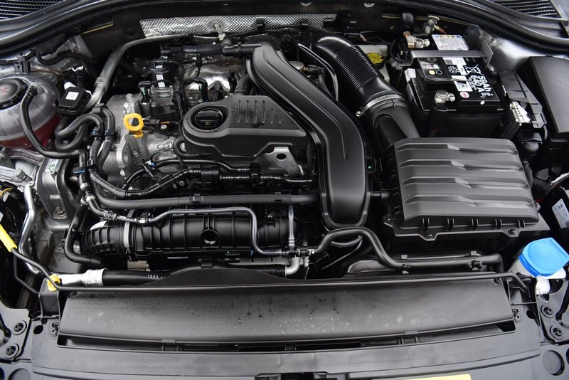Volkswagen Jetta Vehicle Image 25