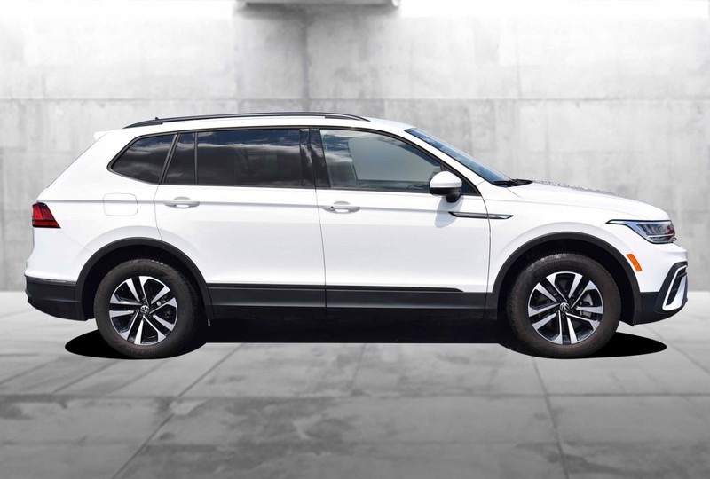 Volkswagen Tiguan Vehicle Image 05