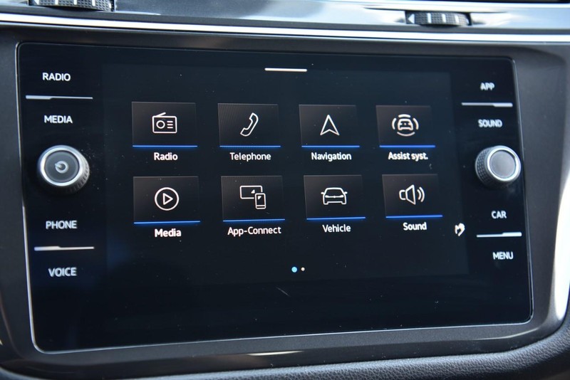 Volkswagen Tiguan Vehicle Image 13