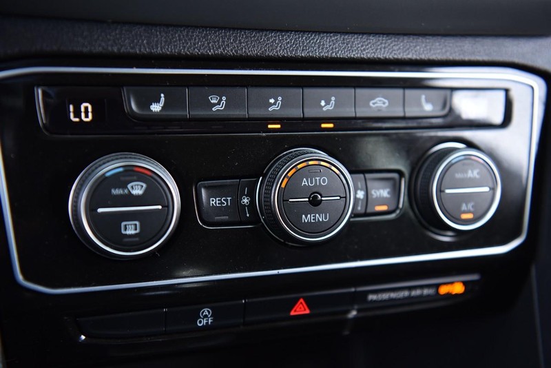Volkswagen Atlas Vehicle Image 12