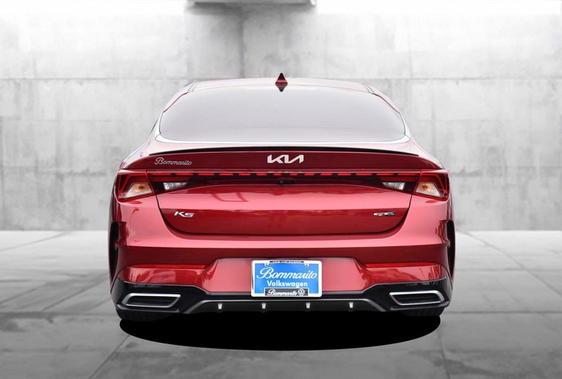 Kia K5 Vehicle Image 06