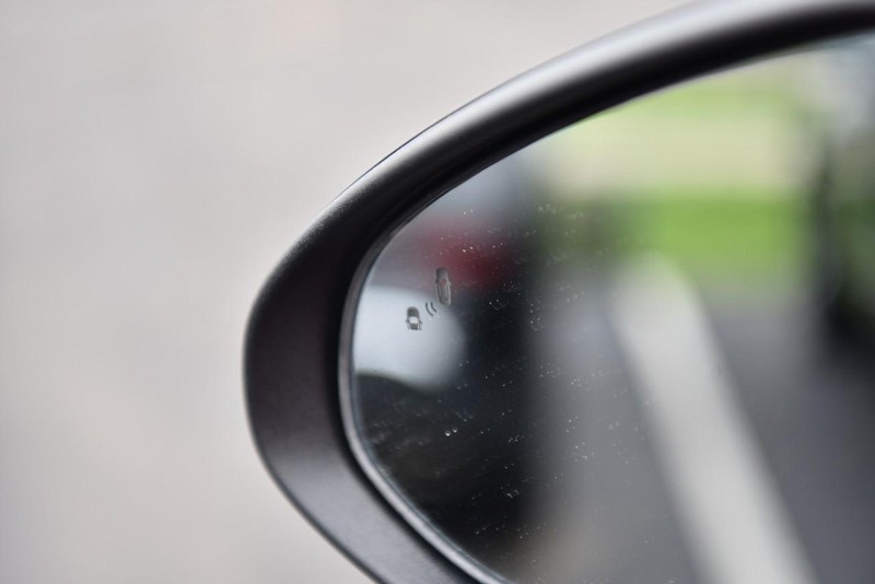 Kia K5 Vehicle Image 09