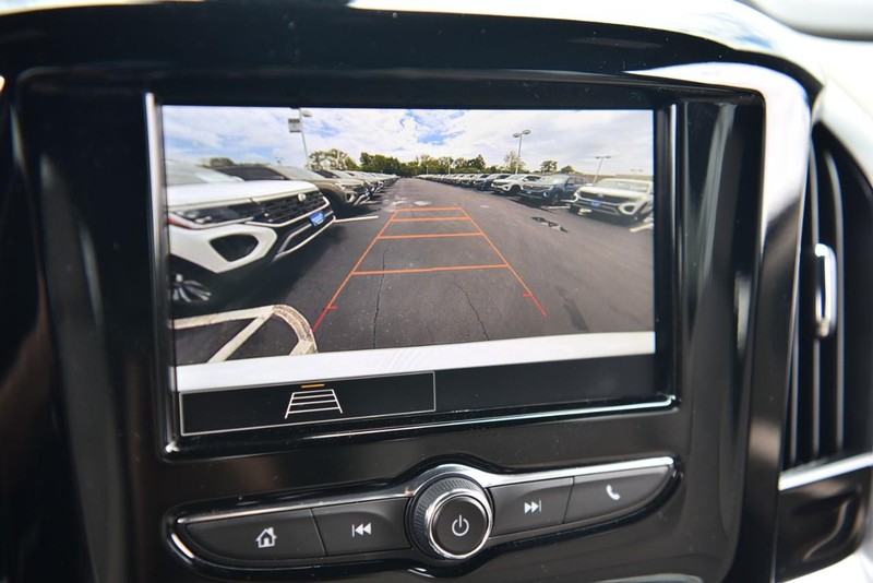 Chevrolet Traverse Vehicle Image 12