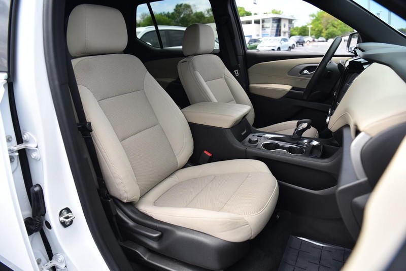 Chevrolet Traverse Vehicle Image 20