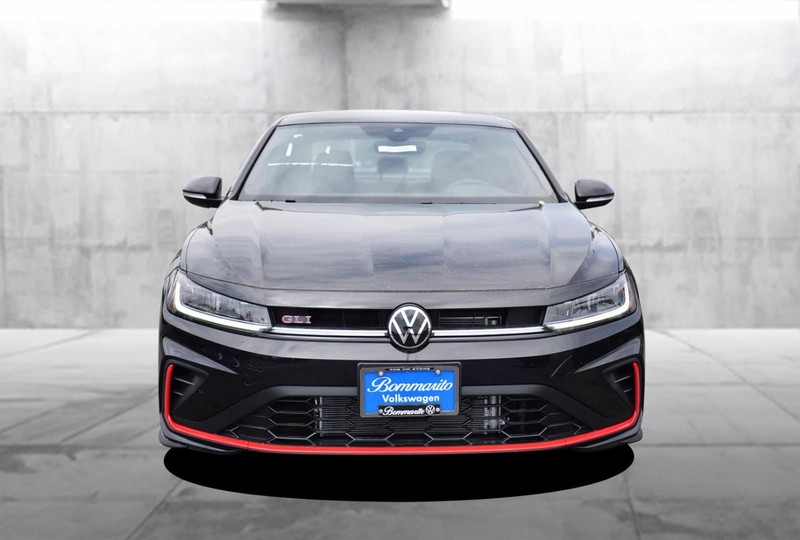 Volkswagen JETTA GLI Vehicle Image 04