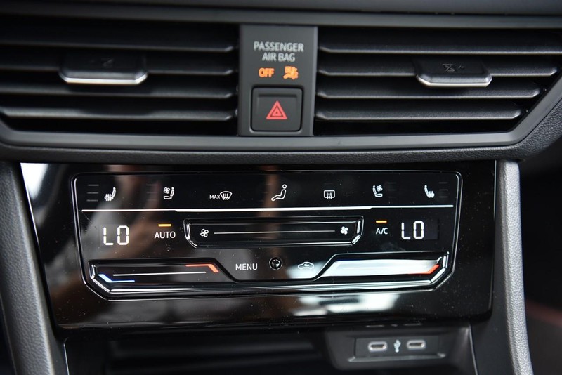 Volkswagen JETTA GLI Vehicle Image 15