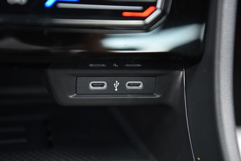 Volkswagen JETTA GLI Vehicle Image 16