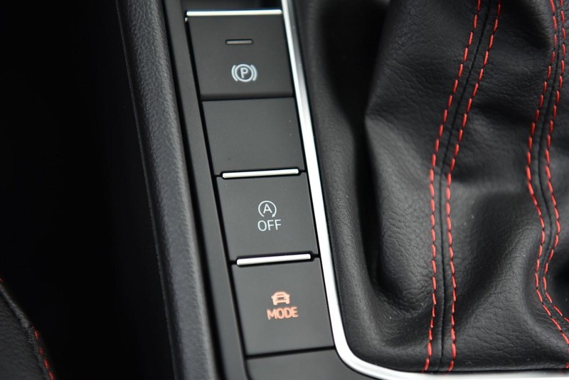 Volkswagen JETTA GLI Vehicle Image 18