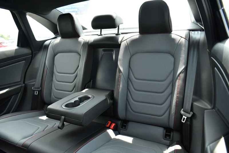 Volkswagen JETTA GLI Vehicle Image 24