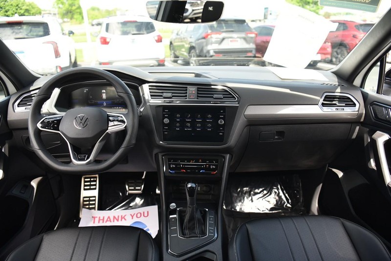 Volkswagen Tiguan Vehicle Image 07