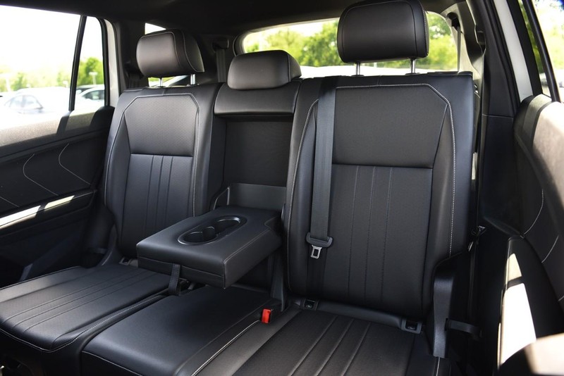 Volkswagen Tiguan Vehicle Image 23
