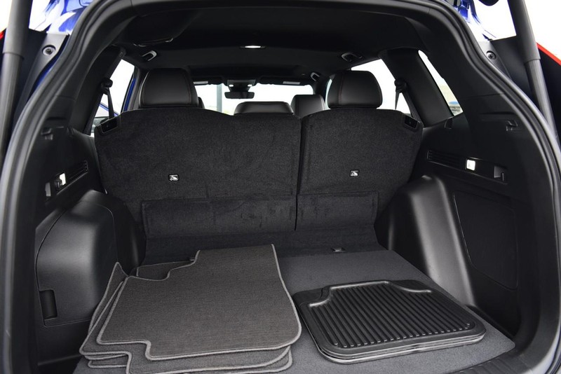 Honda CR-V Hybrid Vehicle Image 27