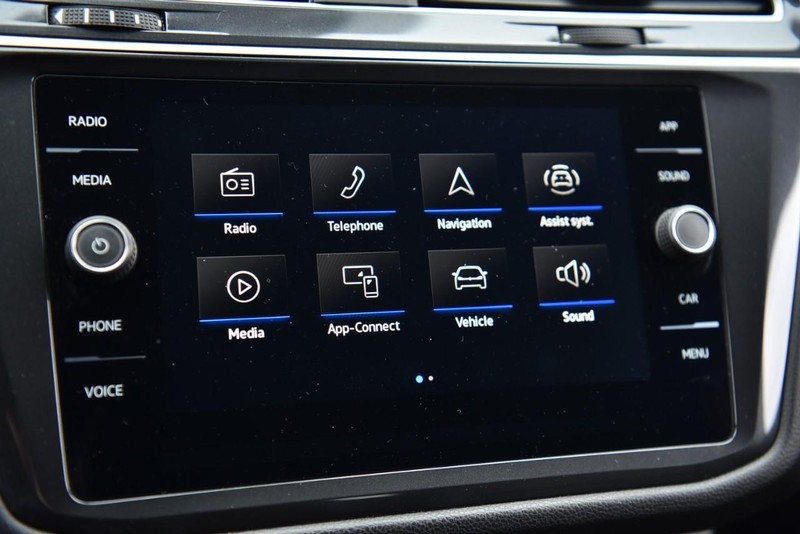 Volkswagen Tiguan Vehicle Image 17