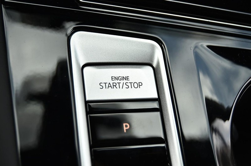 Volkswagen Atlas Cross Sport Vehicle Image 17