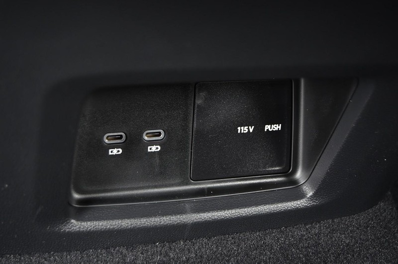 Volkswagen Atlas Cross Sport Vehicle Image 24
