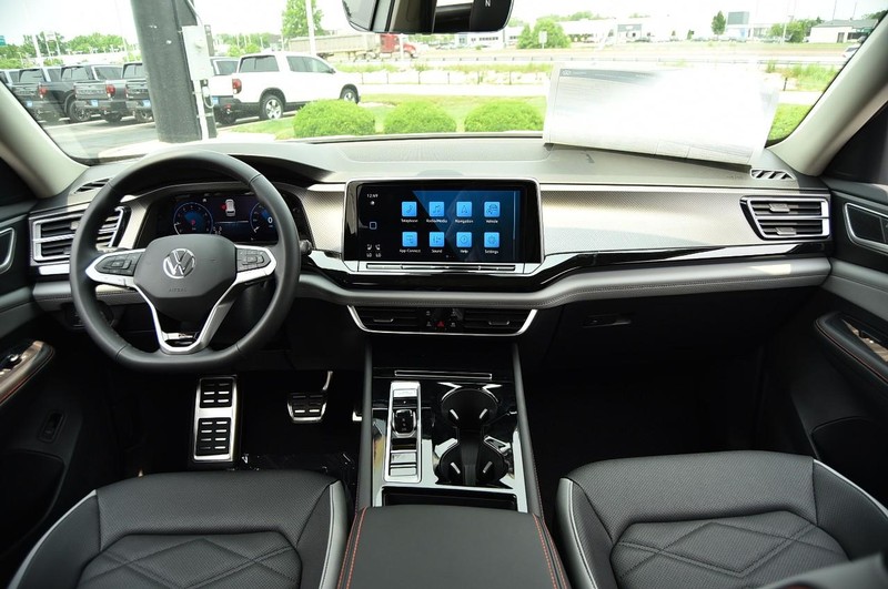 Volkswagen Atlas Vehicle Image 07