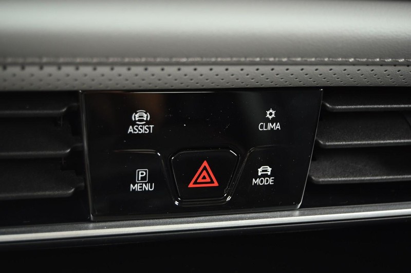Volkswagen Atlas Vehicle Image 15