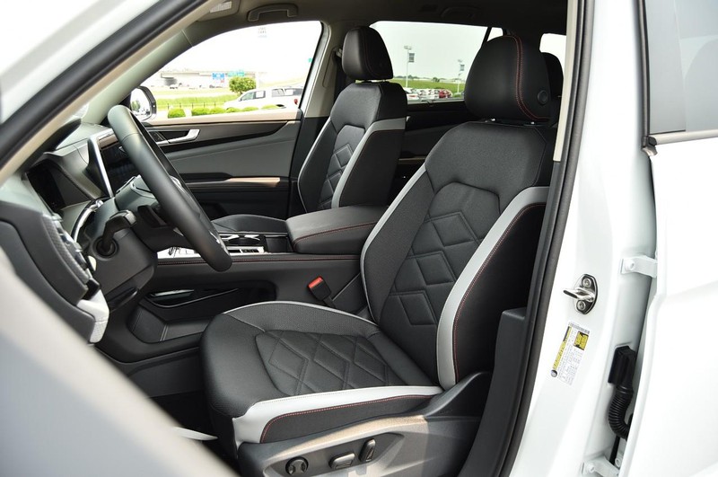 Volkswagen Atlas Vehicle Image 19