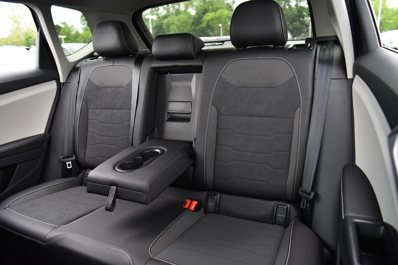 Volkswagen Taos Vehicle Image 23