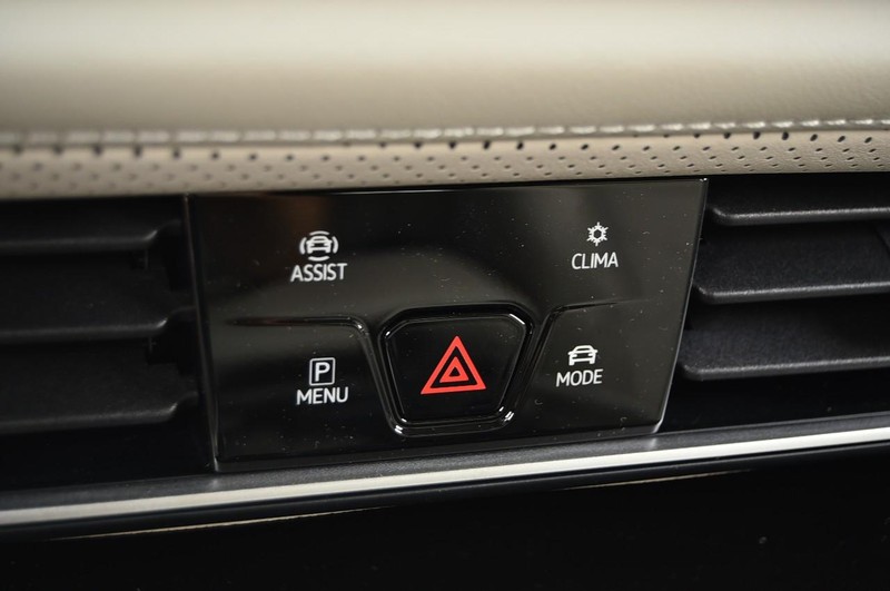Volkswagen Atlas Vehicle Image 14