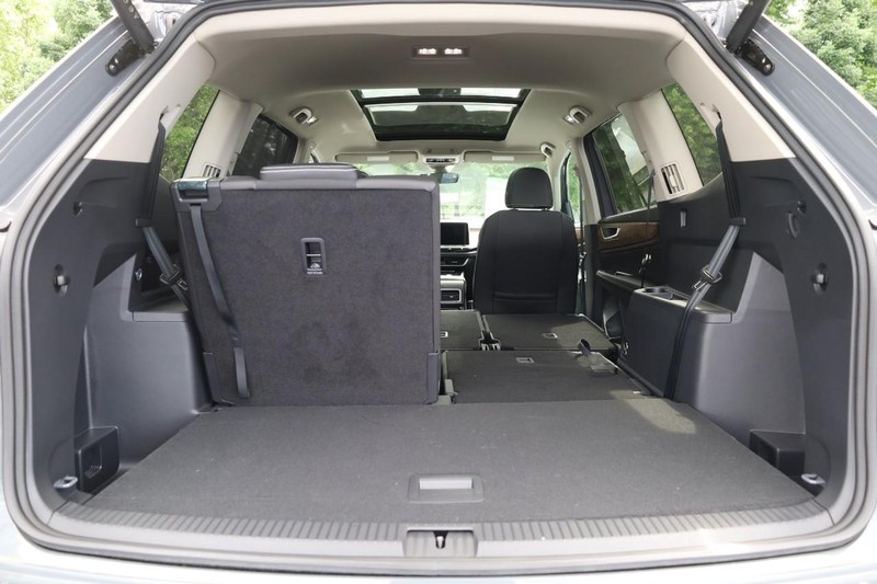 Volkswagen Atlas Vehicle Image 08