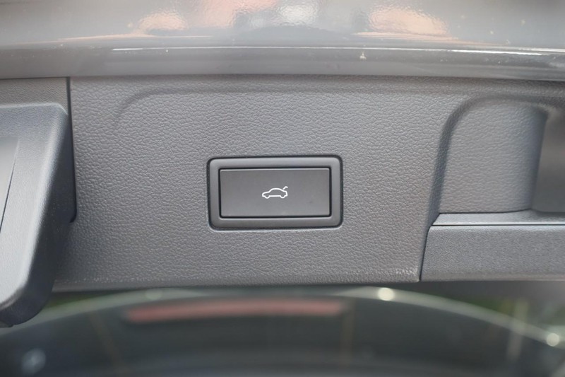 Volkswagen Atlas Vehicle Image 10