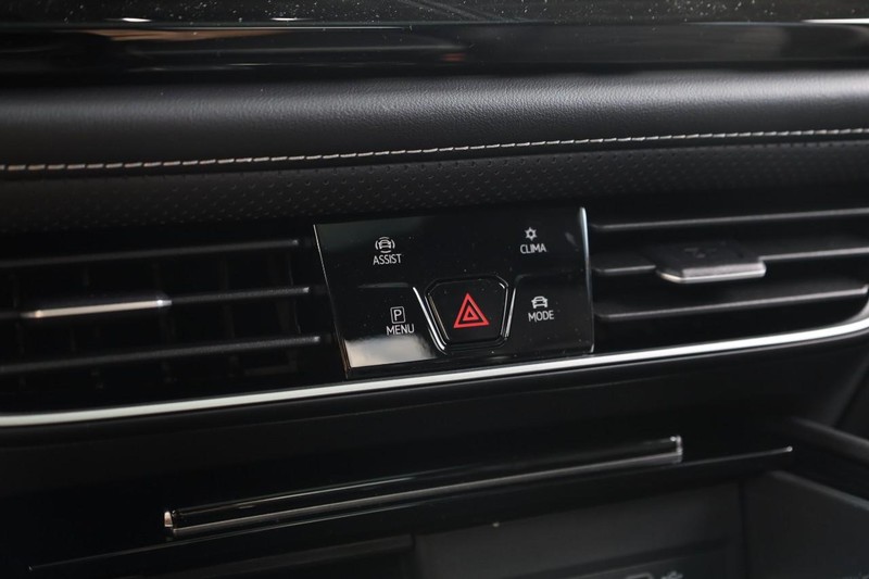 Volkswagen Atlas Vehicle Image 19