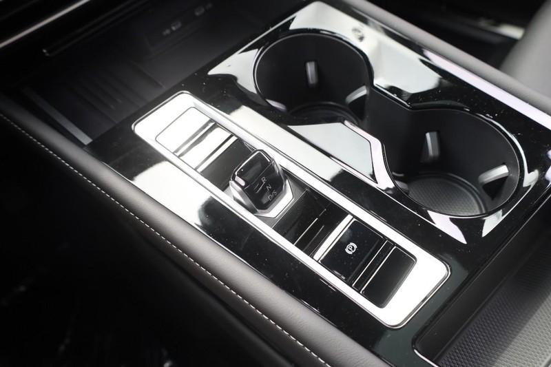 Volkswagen Atlas Vehicle Image 21