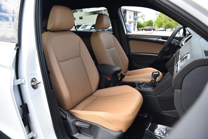 Volkswagen Tiguan Vehicle Image 22