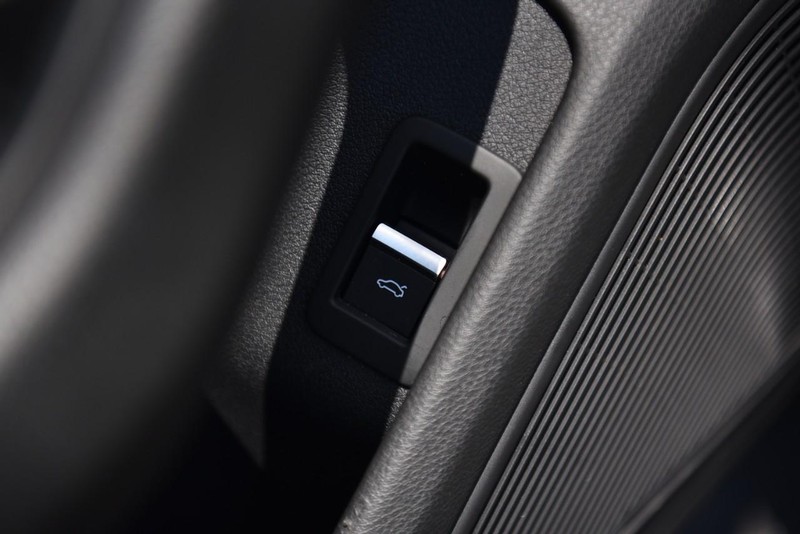 Audi A4 Vehicle Image 09