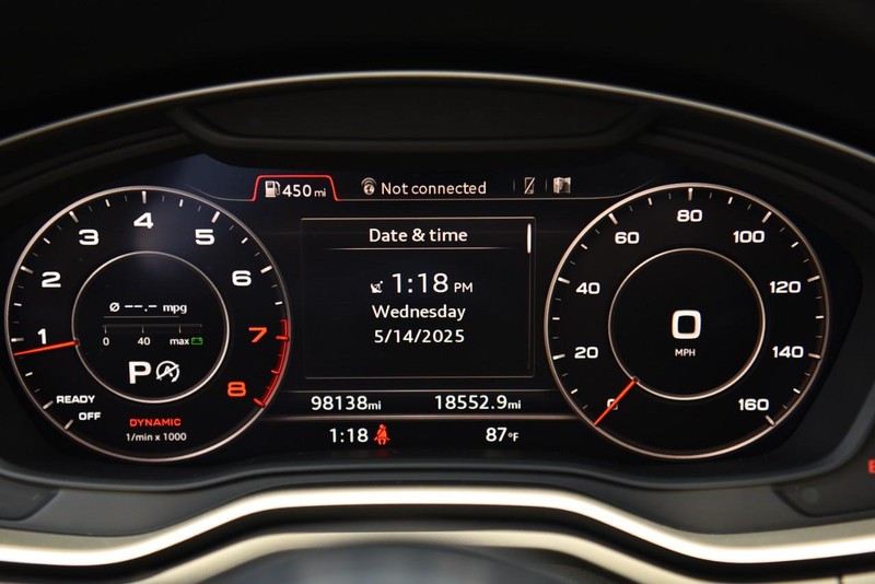 Audi A4 Vehicle Image 13