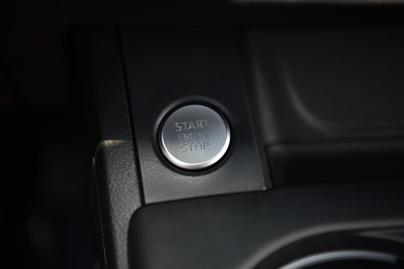 Audi A4 Vehicle Image 17
