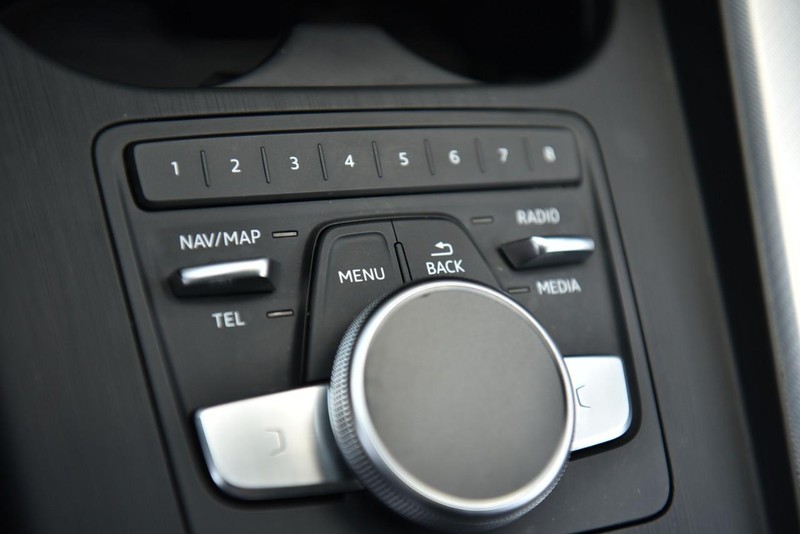 Audi A4 Vehicle Image 18