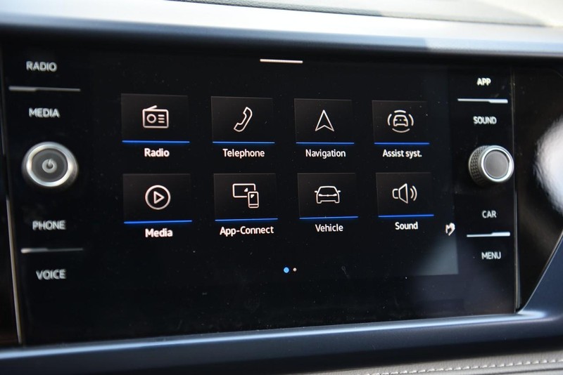 Volkswagen Taos Vehicle Image 14