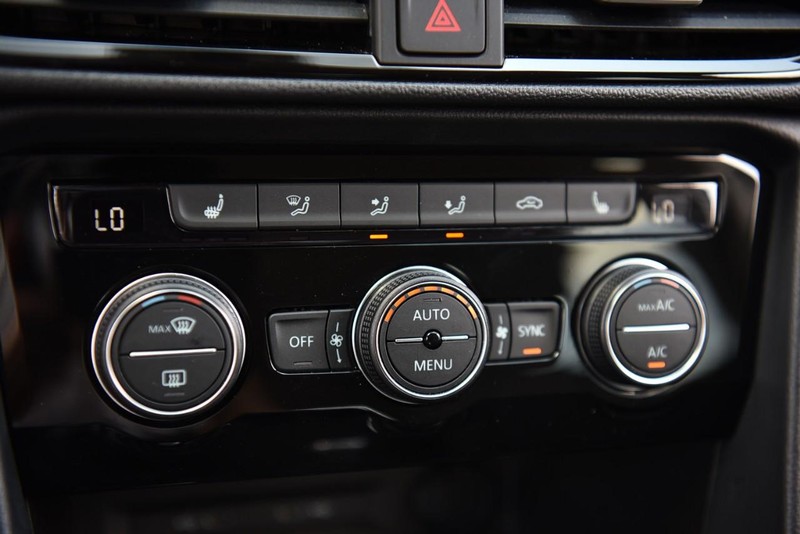 Volkswagen Taos Vehicle Image 15
