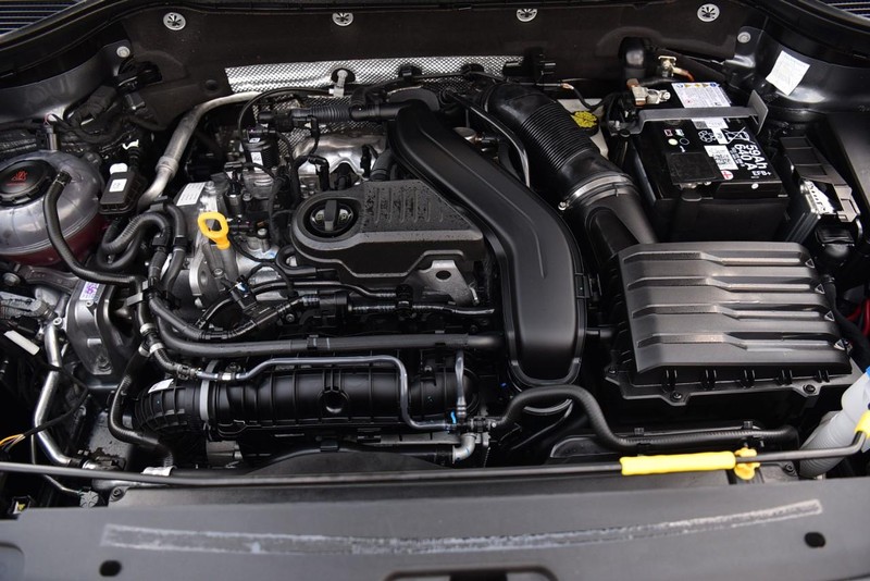 Volkswagen Taos Vehicle Image 25