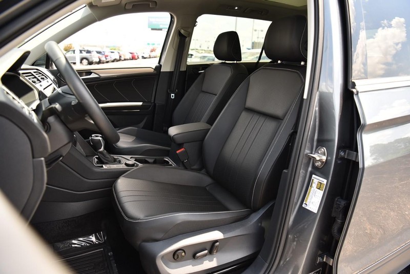 Volkswagen Tiguan Vehicle Image 19