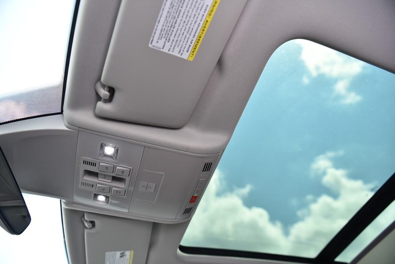 Volkswagen Tiguan Vehicle Image 21