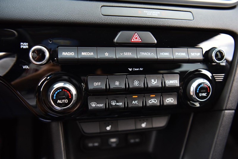 Kia Sportage Vehicle Image 14