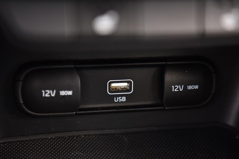 Kia Sportage Vehicle Image 16