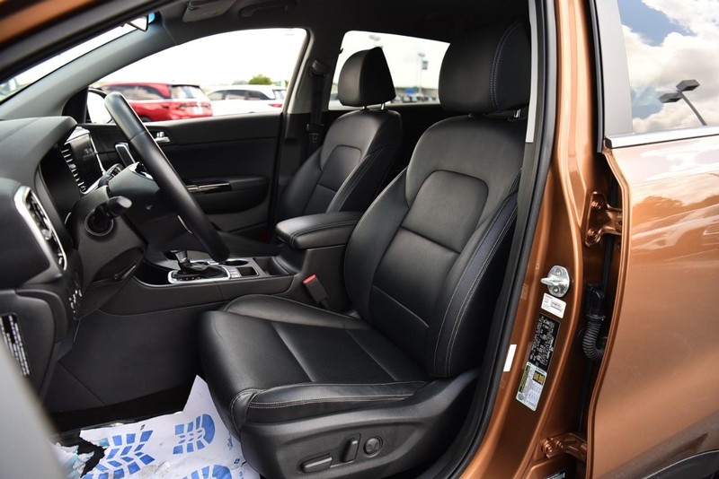 Kia Sportage Vehicle Image 20