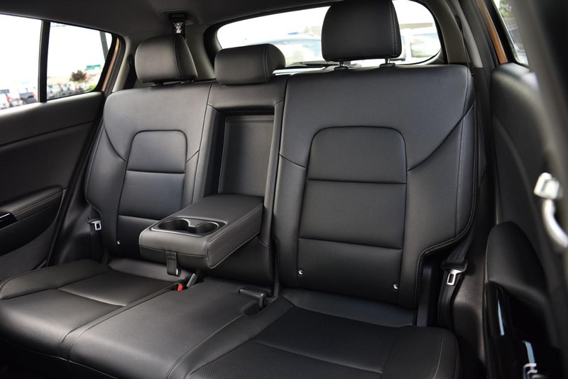 Kia Sportage Vehicle Image 22
