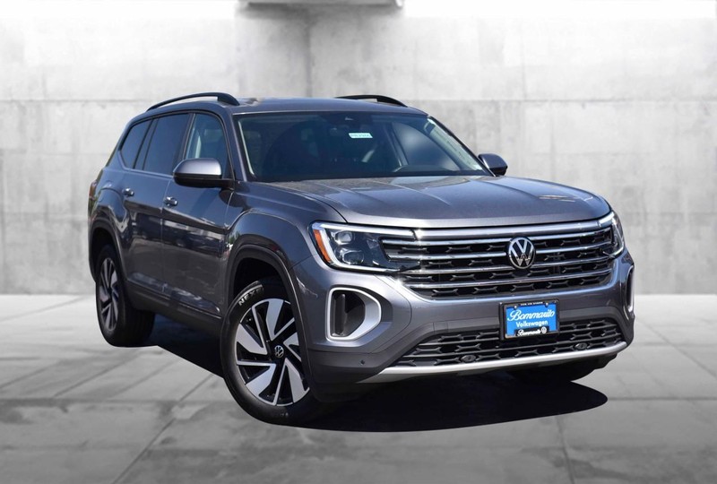 Volkswagen Atlas Vehicle Image 02