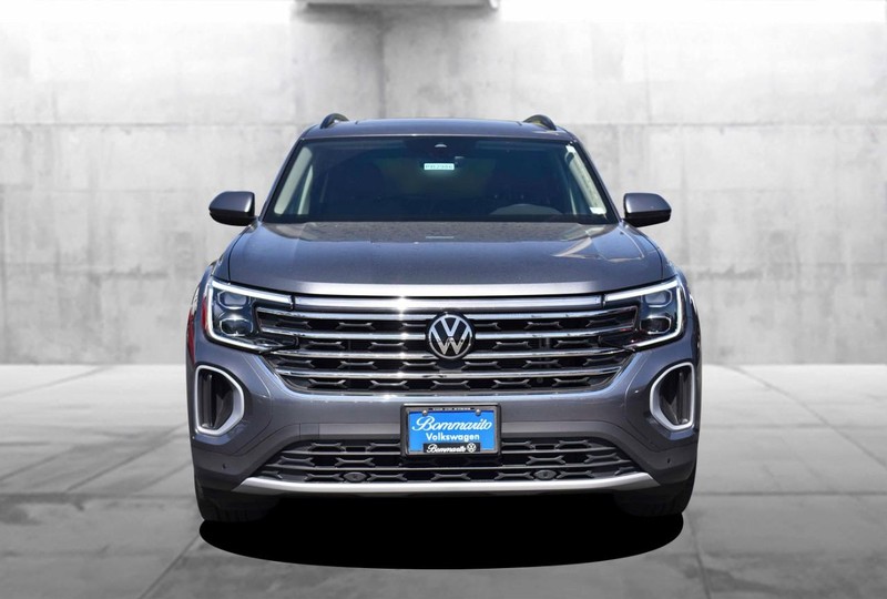Volkswagen Atlas Vehicle Image 04