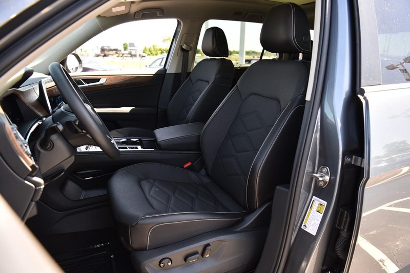 Volkswagen Atlas Vehicle Image 19